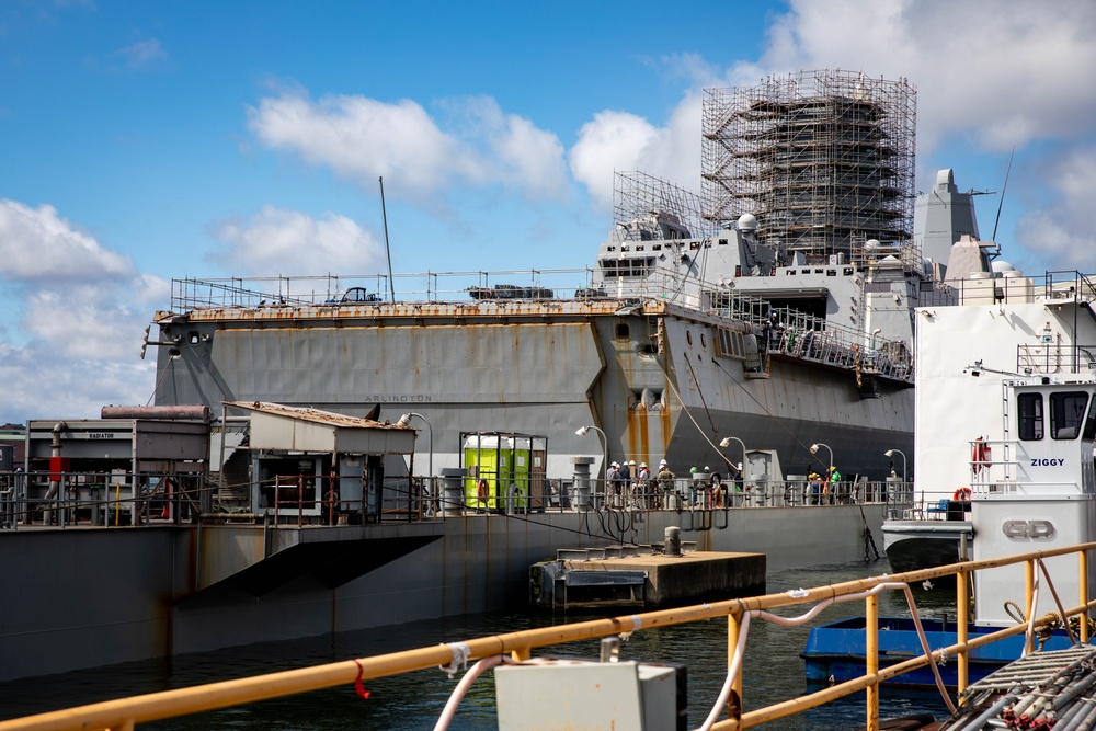 USS Arlington enters dry dock