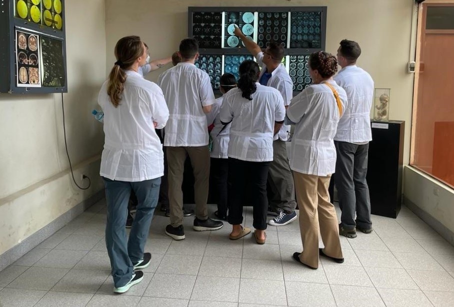 NAMRU SOUTH Hosts Students for Military Tropical Medicine Field Exercise in Peru