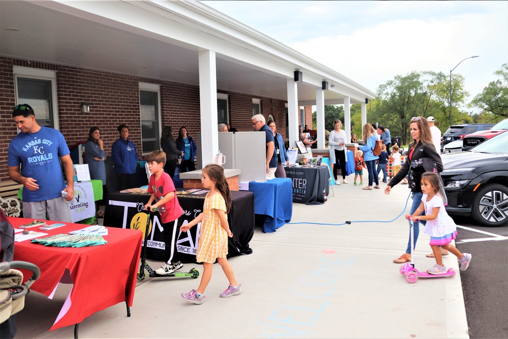 Military, family members enjoy a meal, fun during Military Appreciation Night event at Fort McCoy’s South Post