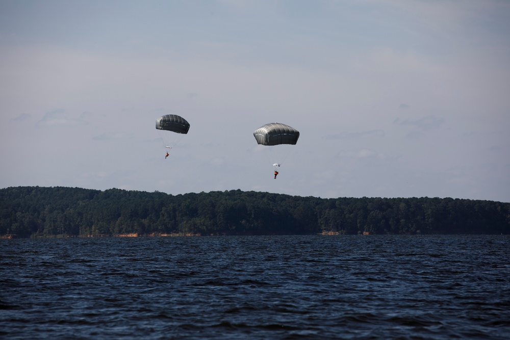 82nd Airborne Division Paratroopers hone proficiency in water jump operations