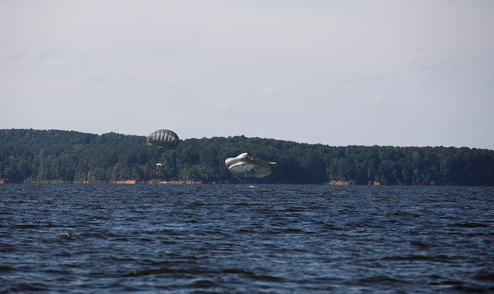 82nd Airborne Division Paratroopers hone proficiency in water jump operations