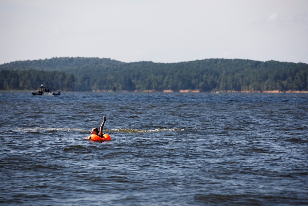 82nd Airborne Division Paratroopers hone proficiency in water jump operations