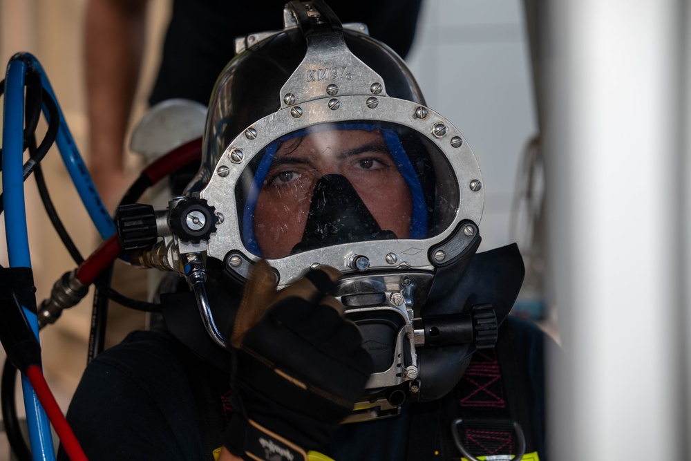 MURENG 23: U.S. Military and Allied Nations Participates in Mark V Dive