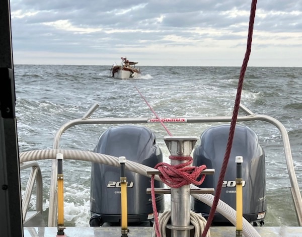 Coast Guard Station Cape May rescues 4 people from sinking sailing vessel