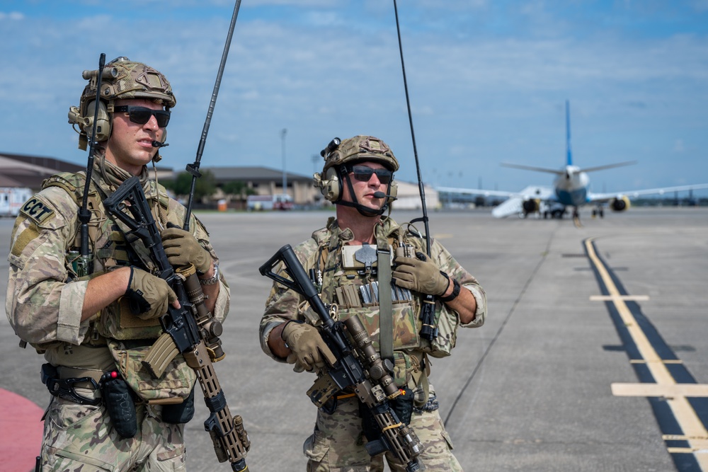 JCOC immerses in mock-deployment demonstration at Hurlburt Field