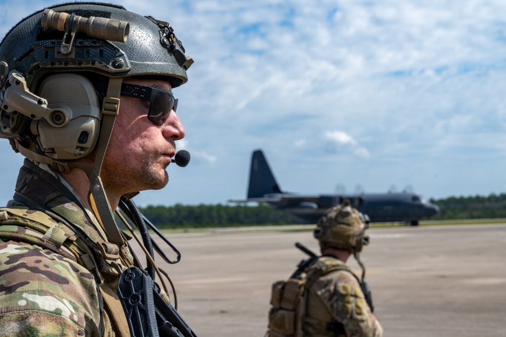 JCOC immerses in mock-deployment demonstration at Hurlburt Field