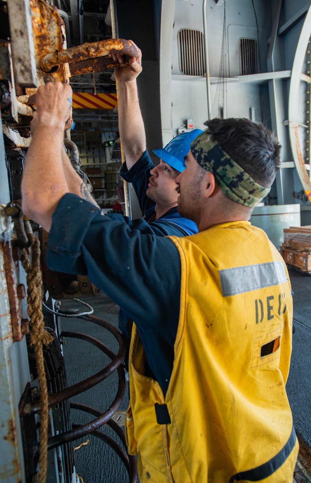 Nimitz Conducts Flight Maintenance