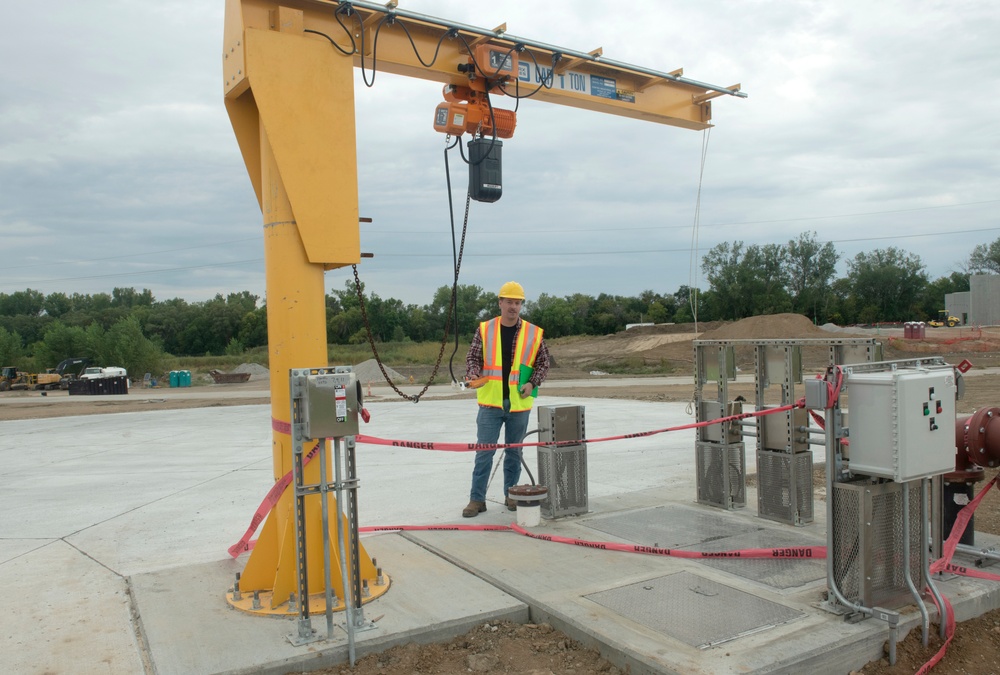 Offutt worker receives USAF civil engineer award