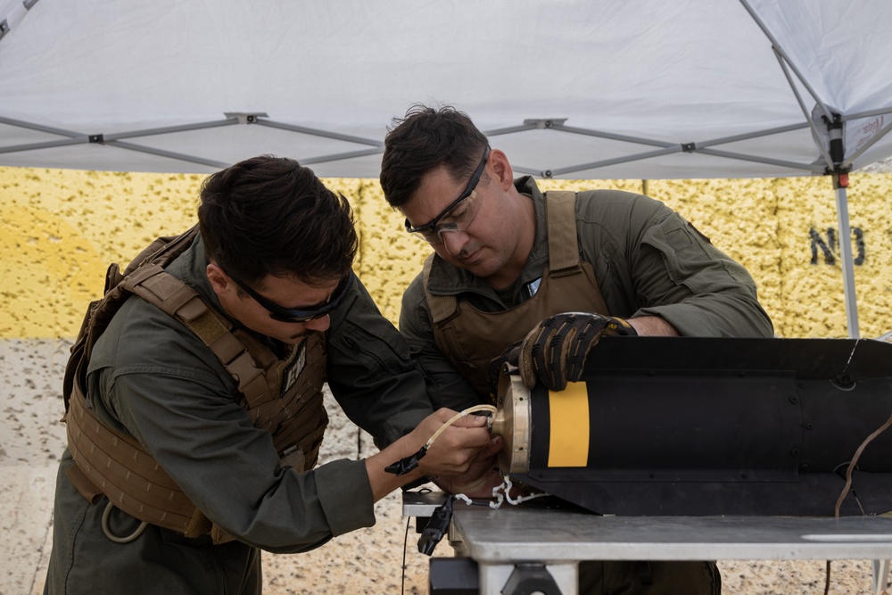 Down to the Wire: MCBH EOD Conducts Explosive Exploitation Exercises