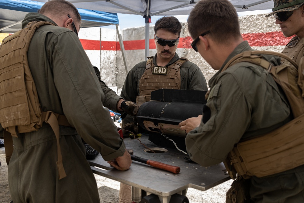 Cut the Right Wire: MCBH and 1MAW EOD Conduct Explosive Exploitation Exercises
