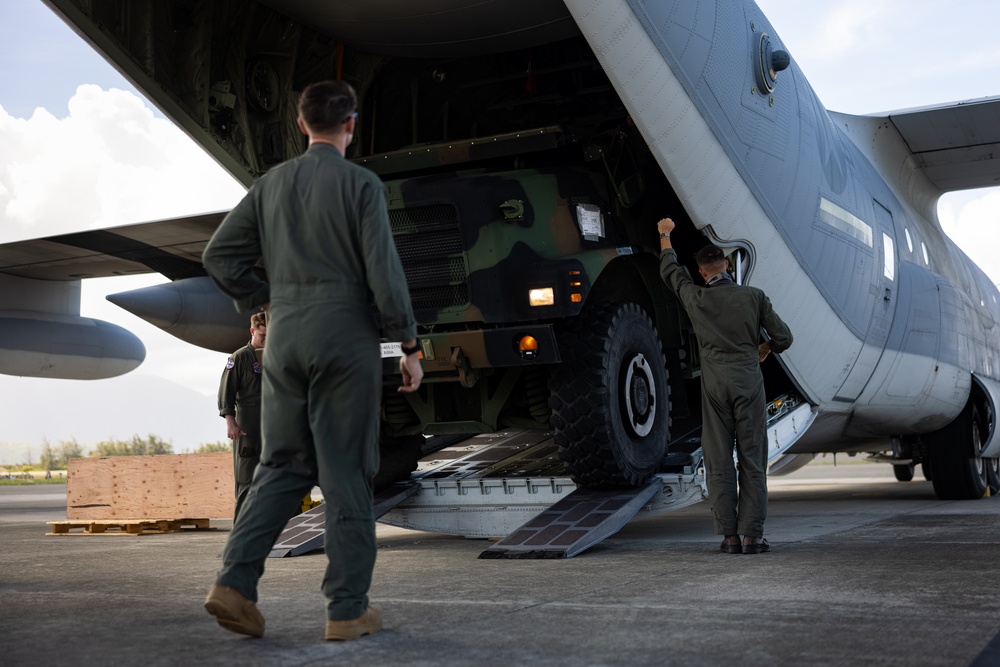 3d LAAB loads AN/TPS-80 G/ATOR into KC-130J