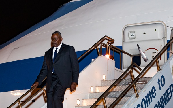 Secretary of Defense Lloyd J. Austin lll arrives at Camp Lemonnier, Djibouti