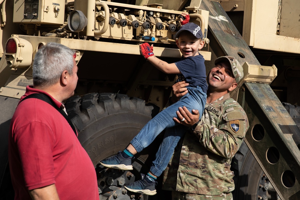 Task Force Marne Soldiers showcase equipment at Polish cultural event