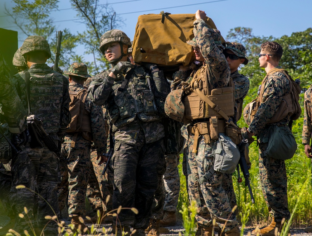 U.S. Marines and ROK Marines Exchange CBRN Response Tactics