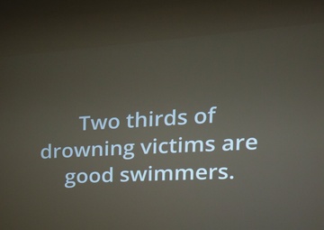 MOTHER’S HEARTBREAKING PLEA DELIVERED TO US SERVICE MEMBERS: ‘PRACTICE A PAUSE’ / 母の叫び、届け、米兵へ（水上安全）-「いったん立ち止まる練習を」