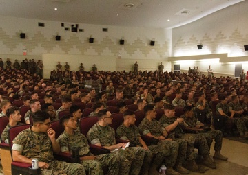 MOTHER’S HEARTBREAKING PLEA DELIVERED TO US SERVICE MEMBERS: ‘PRACTICE A PAUSE’ / 母の叫び、届け、米兵へ（水上安全）-「いったん立ち止まる練習を」