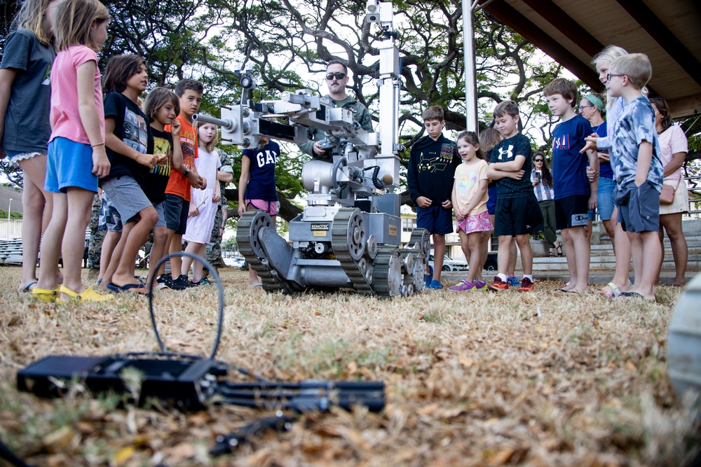 Armed with Knowledge: Military Homeschoolers of Hawaii receive military technology demonstration.