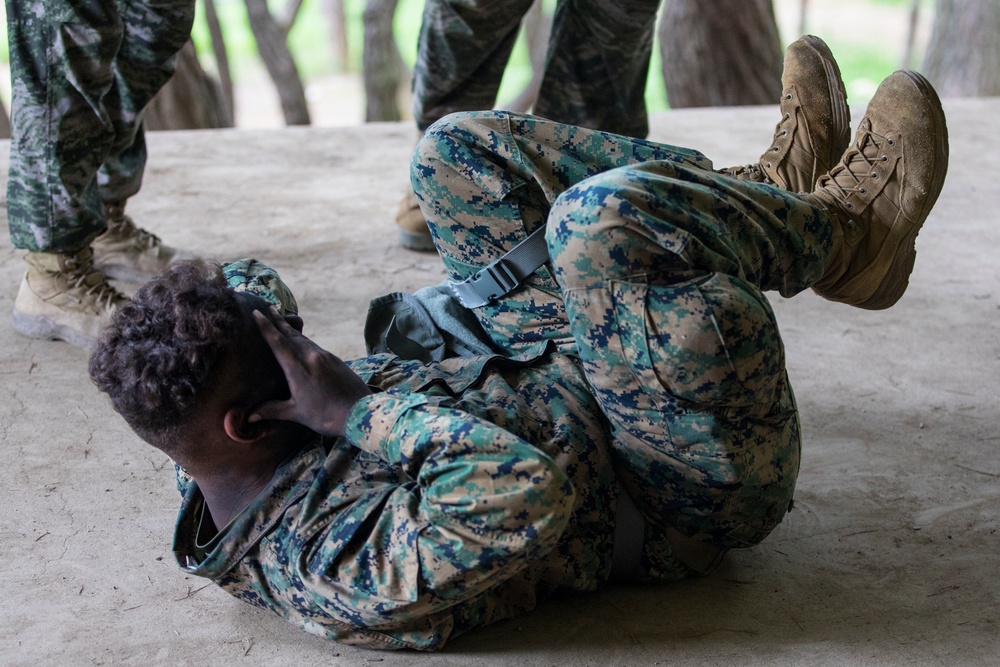 U.S. Marines and ROK Marines Participate in Gas Chamber