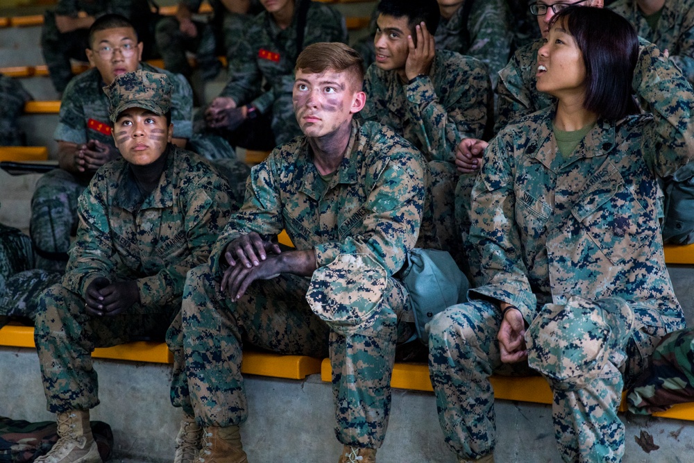 U.S. Marines and ROK Marines Participate in Gas Chamber