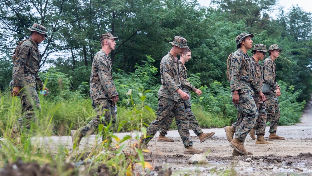 U.S. Marines and ROK Marines Participate in Gas Chamber