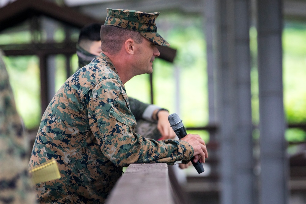 U.S. Marines Conduct Team Leadership Training with ROK Marines