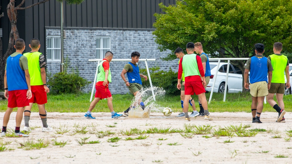 U.S. Marines and ROK Marines Build Comradery During KMEP 23