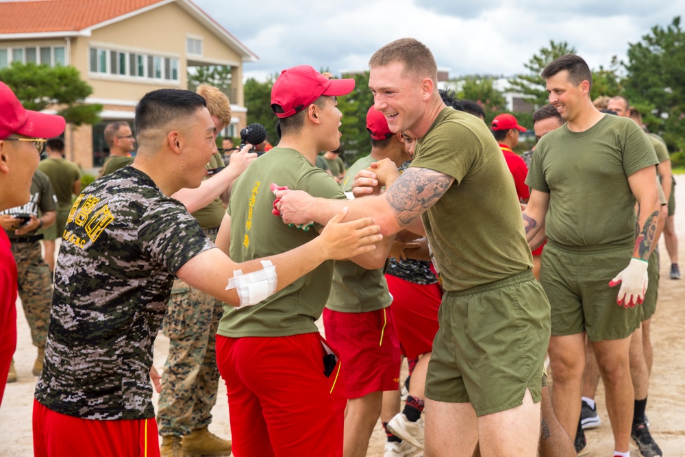 U.S. Marines and ROK Marines Build Comradery During KMEP 23