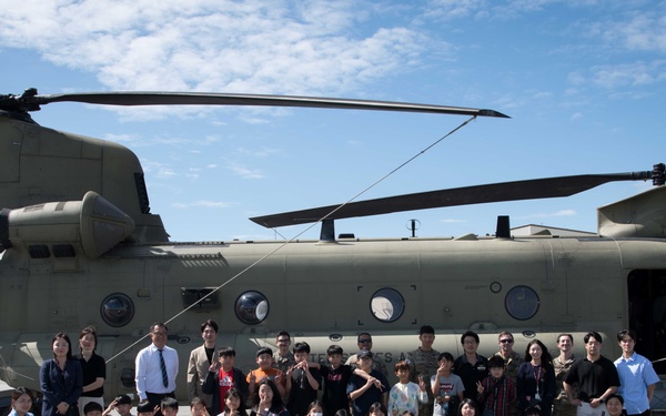 USAG Humphreys Introduces STEM to Yong-in Elementary Students