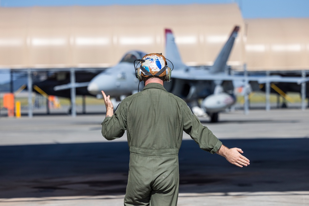 The Red Devils arrive at MCAS Iwakuni