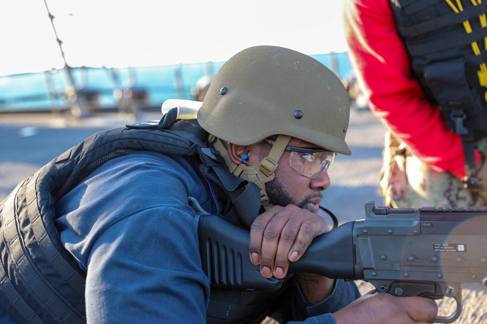 USS Paul Ignatius Holds Qualification Shoot