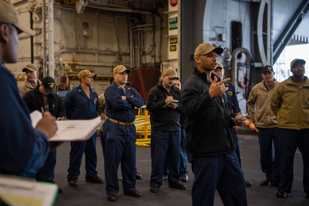 Nimitz Returns to Homeport