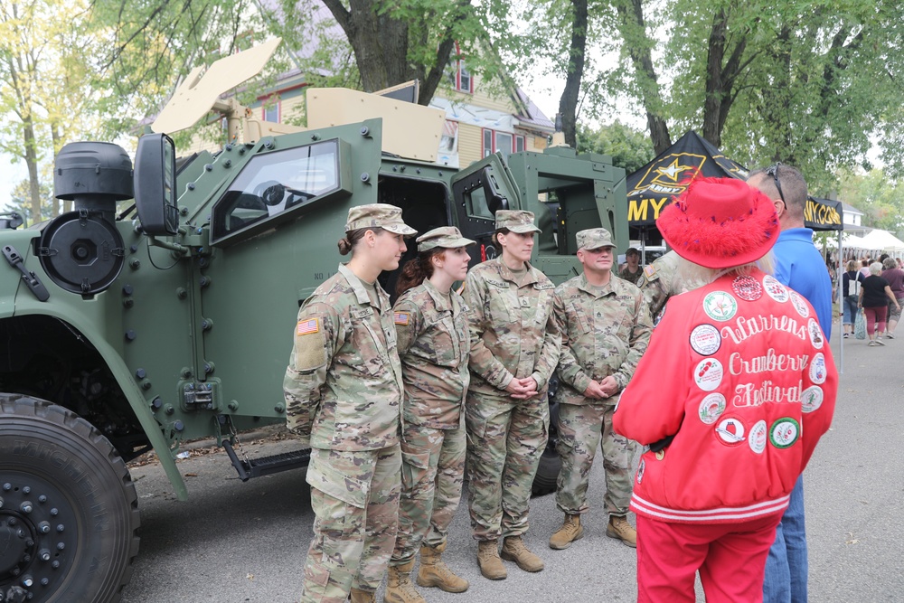 U.S. Army Reserve Soldiers represented at Warrens Cranberry Festival