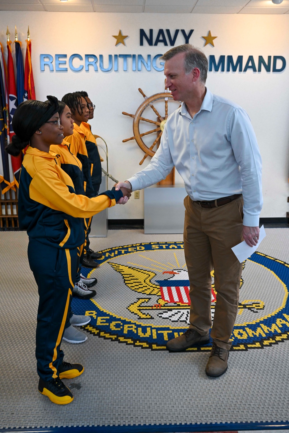 UNSECNAV Visits Navy Recruiting Command