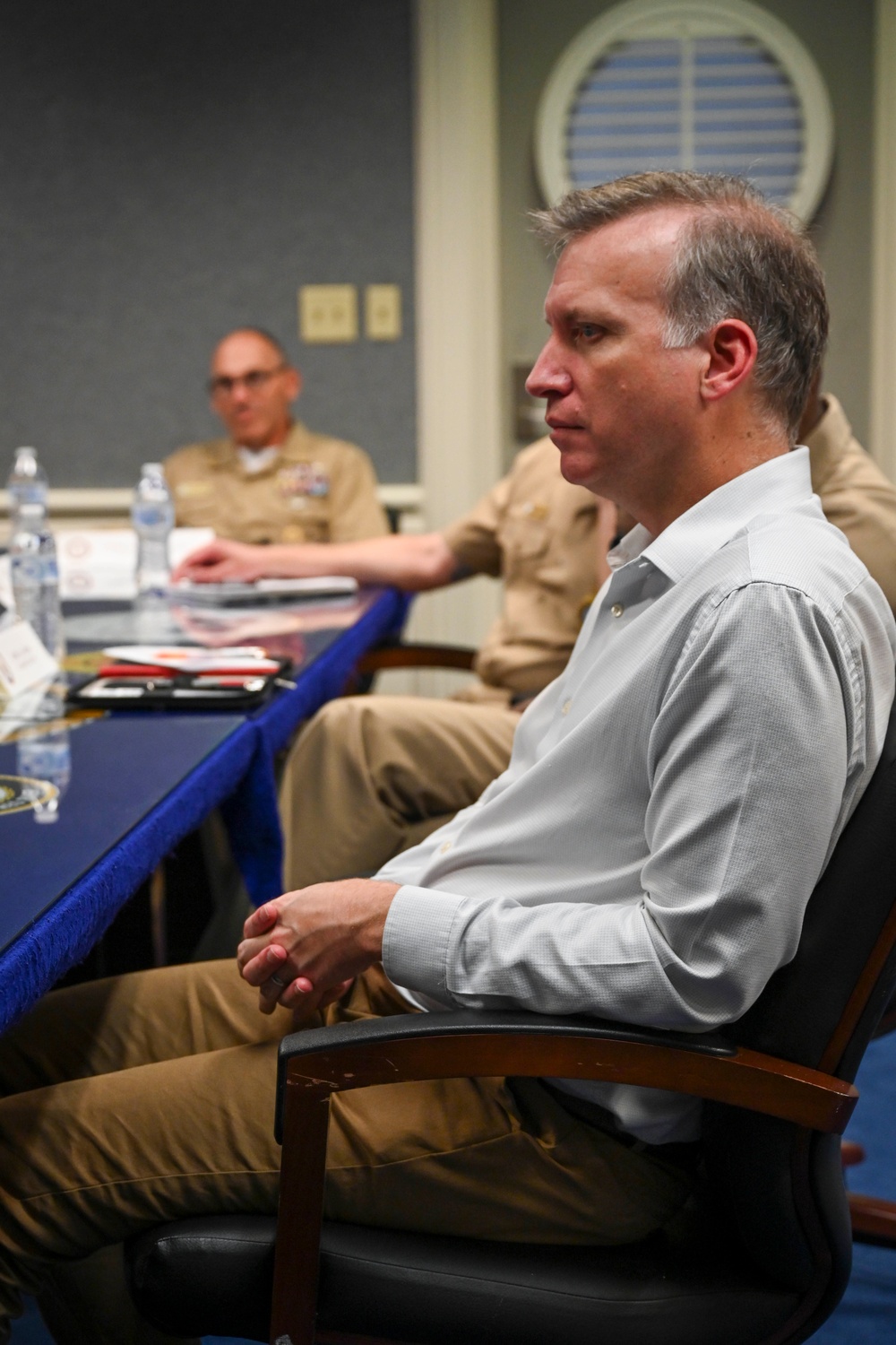 UNSECNAV Visits Navy Recruiting Command