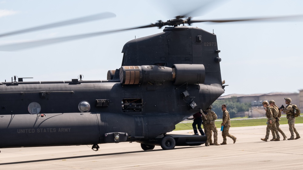 JCOC immerses in mock-deployment demonstration at Hurlburt Field