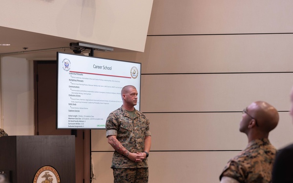 Marine Corps University Board of Visitor members visit the Camp Pendleton SNCO Academy