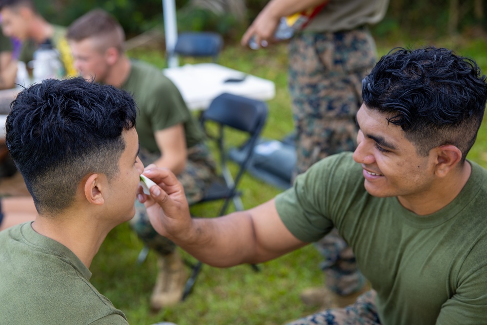 MALS-24 Marines Volunteer at Ahuimanu Elementary School