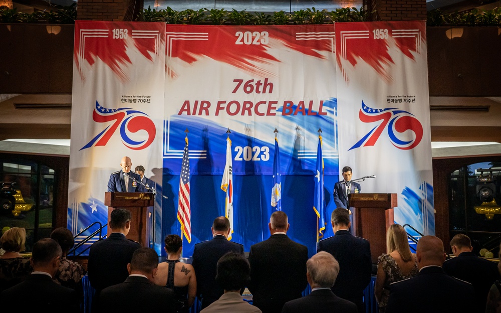 Celebrating pride, heritage at the 76th Air Force Ball on the Korean Peninsula