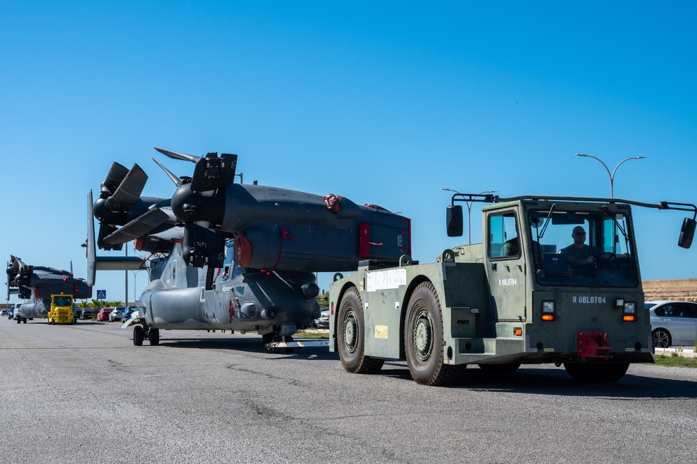 727 SOAMXS Transport CV-22 Osprey Aircraft During Intermodal