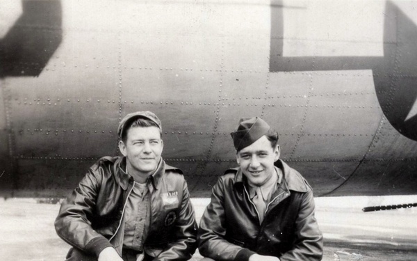 100th SFS hosts son of WWII waist gunner on 100th BG B-17 to visit father’s heritage jet, ‘Miss Irish’