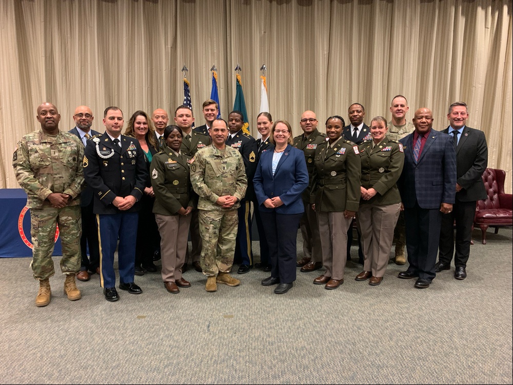 Army Sustainment University honors top instructors