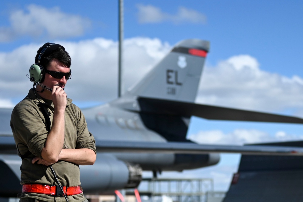 B-1 Take-off