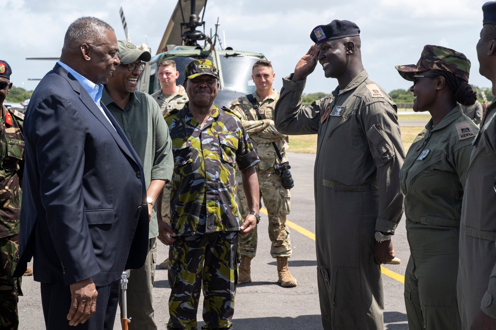 SD and Kenya Defense Cabinet Secretary Meet with Manda Bay Troops