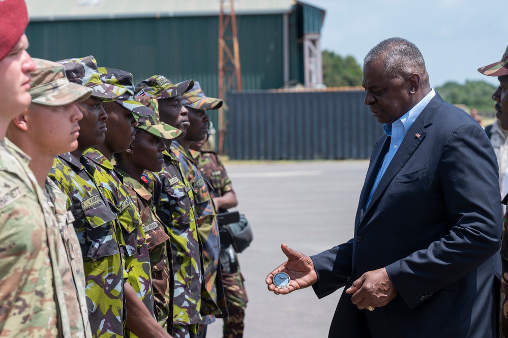 SD and Kenya Defense Cabinet Secretary Meet with Manda Bay Troops