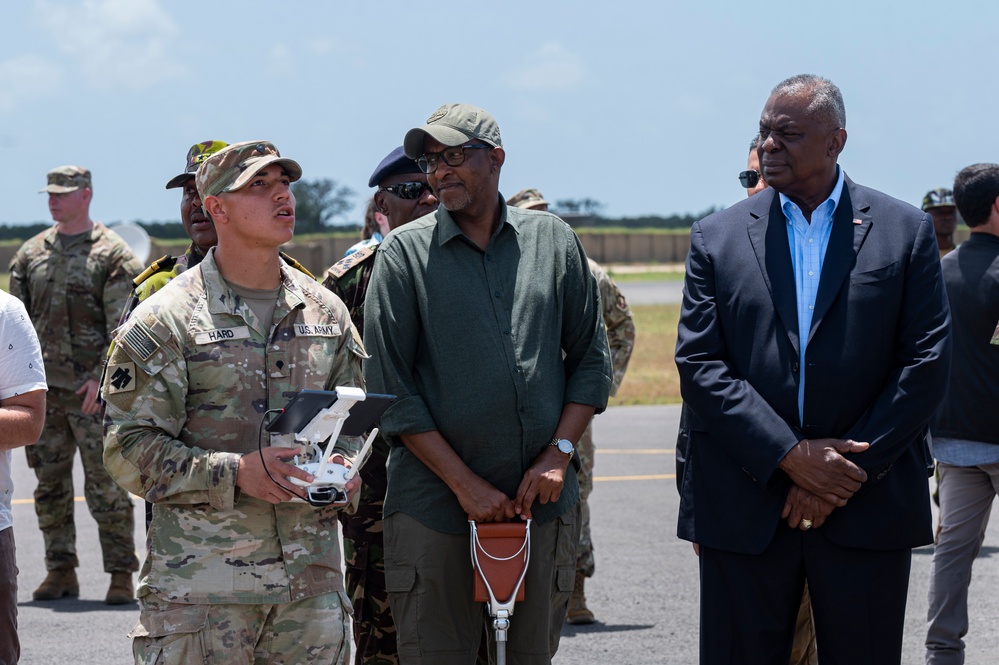 SD and Kenya Defense Cabinet Secretary Meet with Manda Bay Troops