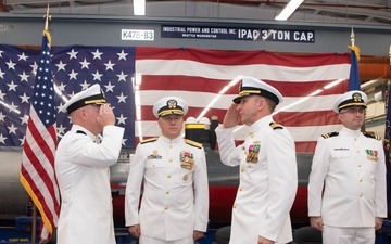 Unmanned Undersea Vehicle Squadron One Conducts Change of Command