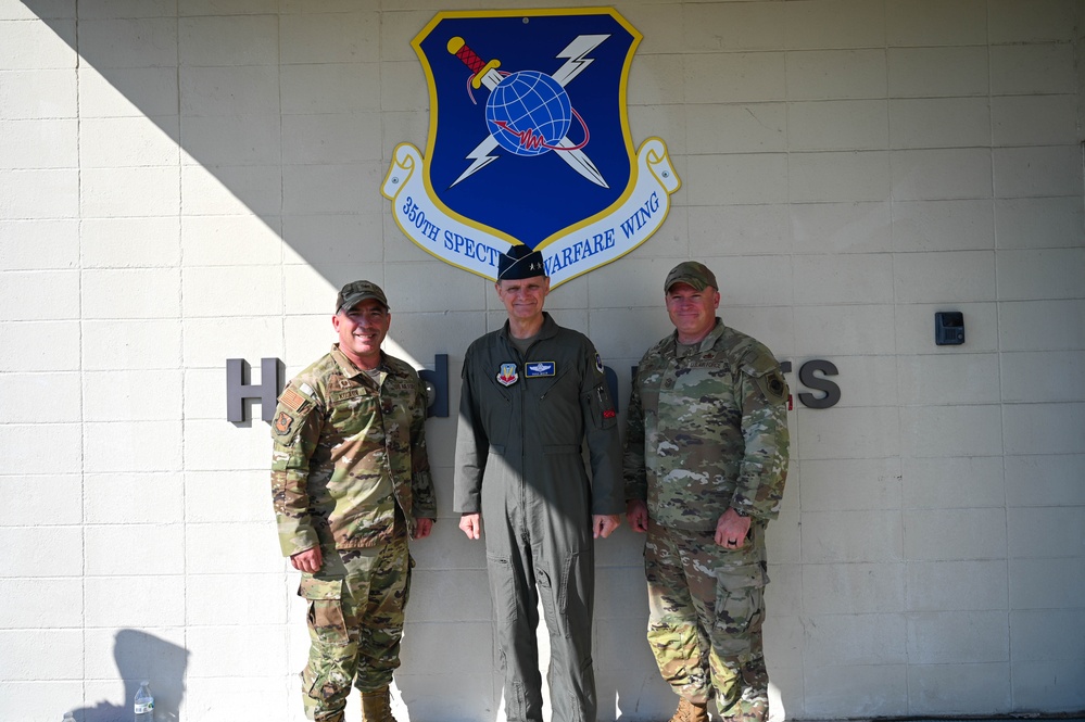 ACC deputy commander visits 350th SWW