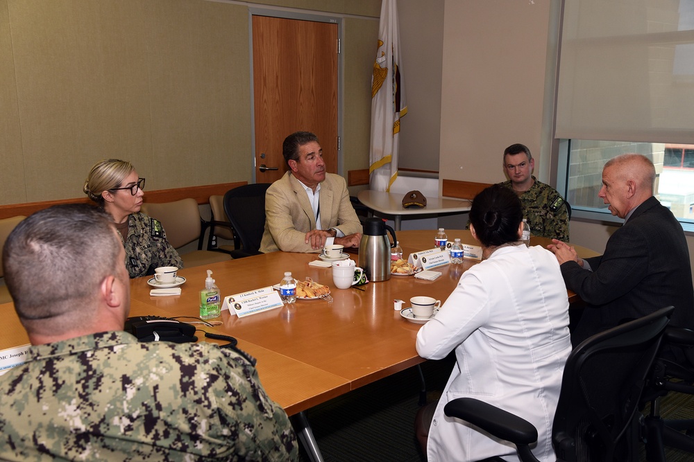 BUMED Deputy Director, Maritime Headquarters visits NAMRU San Antonio