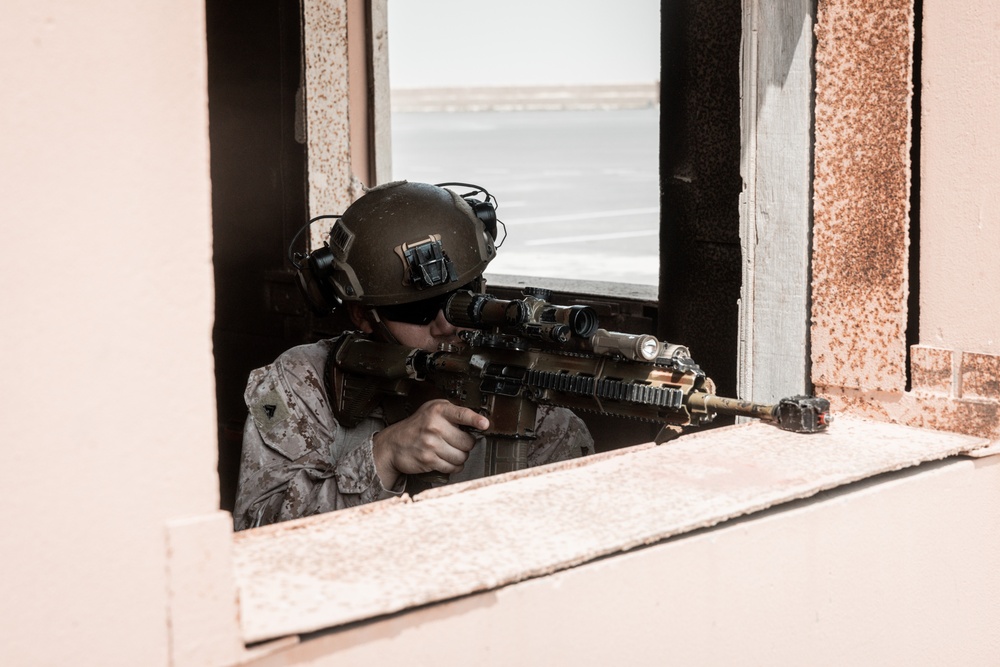 26th MEU(SOC) and Royal Bahrain Marine Force Integrated MOUT Training