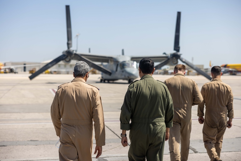 26th MEU(SOC) hosts aviation static display for Royal Bahrain Marine, Naval Forces